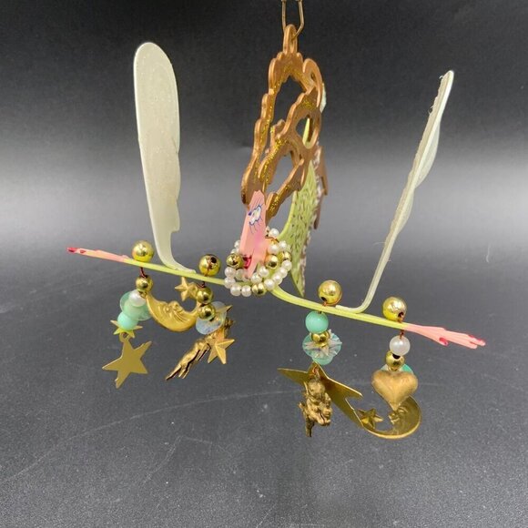 Vintage Signed Karen Rossi for Silvestri Angel in Flight w/Cherubs Ornament - Picture 5 of 9